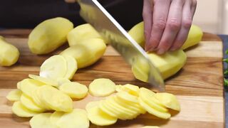 The best recipe for dinner! An old recipe for potato casserole with meat
