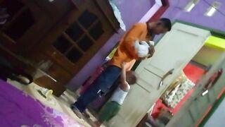 Pingin digendong anak aku 2daunya
