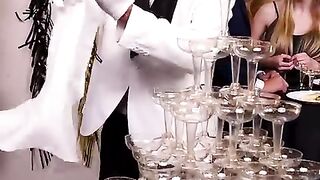 The_Magical_Waiter(480p).