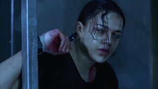 Early Experiment Gone Wrong | Resident Evil (2002) | Creature Features