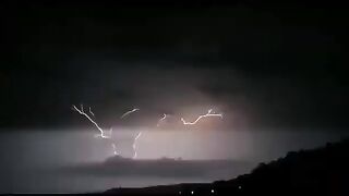 Night_thunderstorm_very_bad_weather