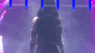 Bella Santiago și Barbara Isasi s au transformat în Loreen,,tattoo