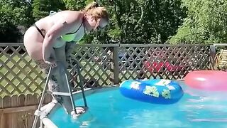 Swiming????????????