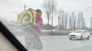 Flash is now the pizza delivery man