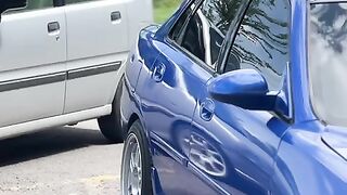 Look my car.