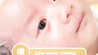 Liên kết video bà mẹ tắm cho 2 đứa con ở đồng nai