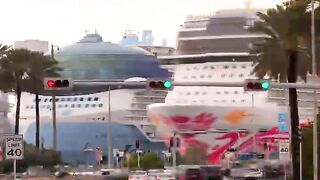 How big and beautiful is this full ship How big and beautiful is this full ship