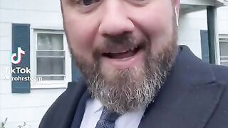 Real estate agent explains the housing market in America.