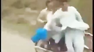 Oye yar dekh k chal