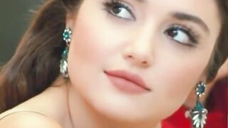 Hayat - Full Screen Status ( Hande Erçel )