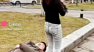 Дурачатся