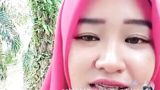 An amazing and interesting girl in a live broadcast - worth watching!