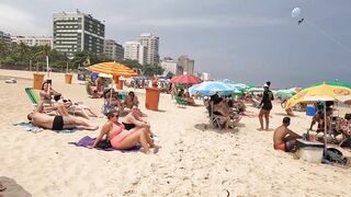 İPANEMA Beach A  Day Brazil.