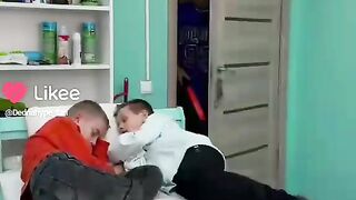 Весело