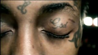 Lil_Wayne_Featuring_Bruno_Mars_Mirror