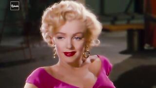 12 Things Every Woman Needs According to Marilyn Monroe