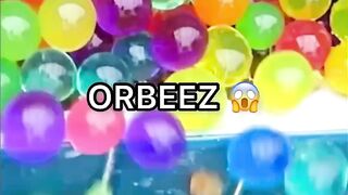 I CHANGED the COLOR of the WORLD'S LARGEST Orbeez! ????????????????