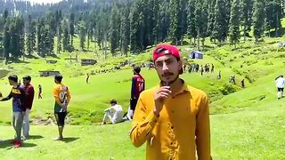 Papular palace Kashmir bandit chakoti