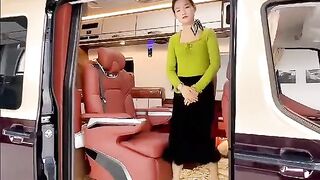 Mobil canggih 2024