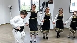 ТАНЦОВА ШКОЛА ЕЛАТИЦА