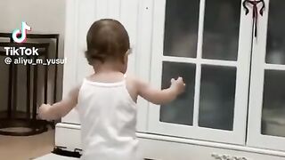 Baby dance