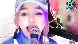 "Beautiful and funny  in short, live videos. Join the fun now!"