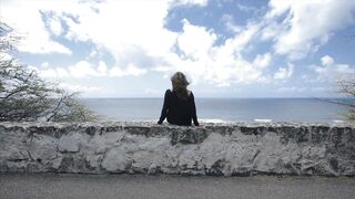 "Éclats de Vie: Inspiring Women".