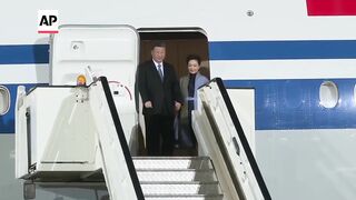 Chinese President Xi Jinping arrives in Serbia.