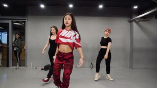 Taki Taki - DJ Snake ft. Selena Gomez DANCE