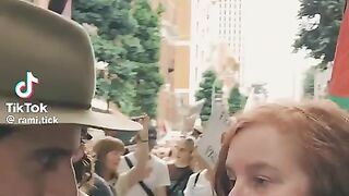 Girlies love the Met