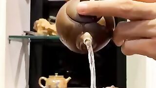 Checking the quality of teapots