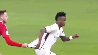 100% Epic Vini Jr Moments