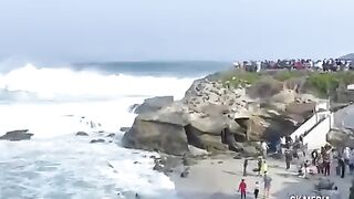 Tsunami California