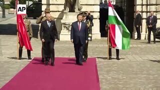 Chinese President Xi welcomed to Budapest as he continues his European tour.