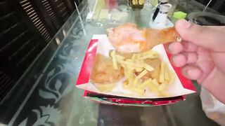 Mama Gussa Ho Gain ???? _ Galti Se Mehmano Ka Khana Kha Liya ????