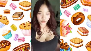 girl tiktok dance