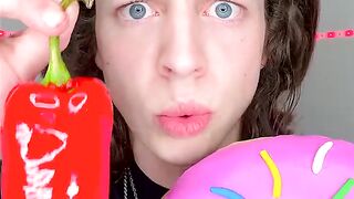 Pick a Flag! ???? (Spicy Snacks)