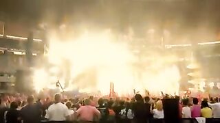 ×Johnny Hallyday - Joue Pas De Rock'N'Roll Pour Moi [Live]