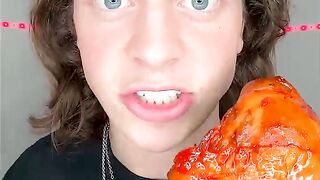 Giant Spicy Chicken Wing!????
