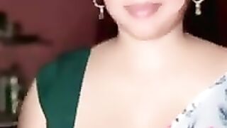 how_to_dance_and_lipsing_wearing_flower_print_saree-1_#tango_#bigolive_@LiveVideoTutorial(240p).