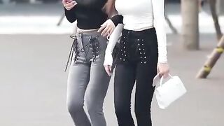 Fashion wanita cantik