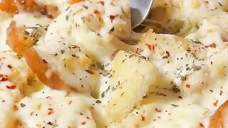 Cheesy Garlic Bread in A Pan