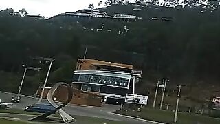 Un Paso Mas