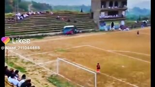 ملعب كرة قدم Yemeni football field