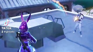 Gaming Rookie plays Fortnite.
