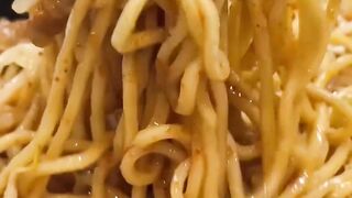 Trying Level 9 Spicy Ramen in Japan