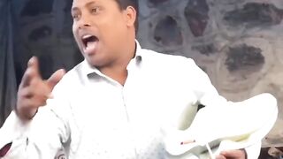 #Paise_nahi_hai_toh_chura_lo_