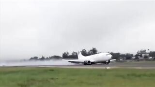 The pilot didn't pass flying school