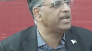 Asad Umer favour Rameez Raja about PCB Chairmen