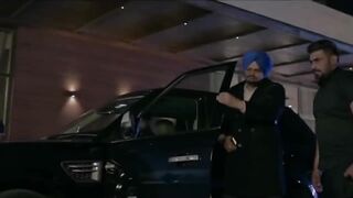 Ajj_kal_ve_sidhu_moose_wala